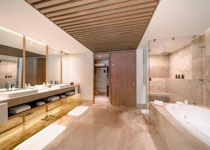 Hotel Grand Velas Boutique (adults Only)